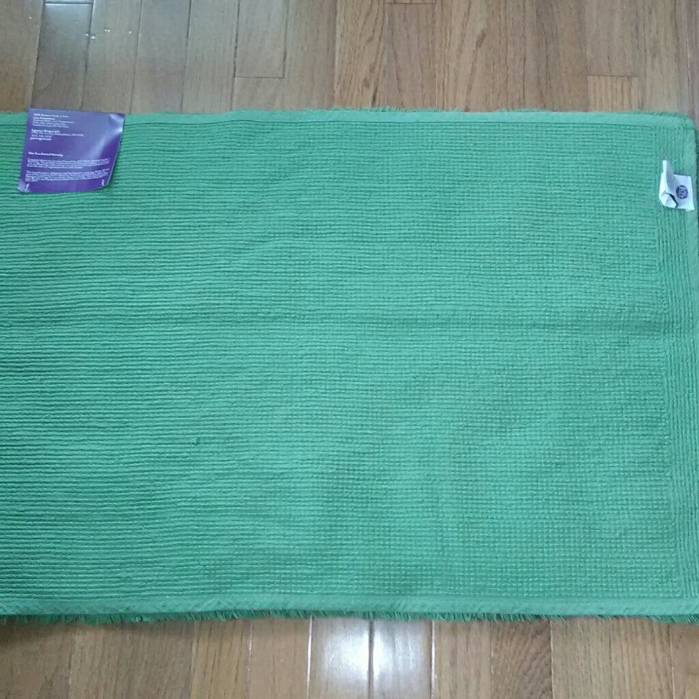 JOY MANGANO Rug NEW - Picture 3 of 3